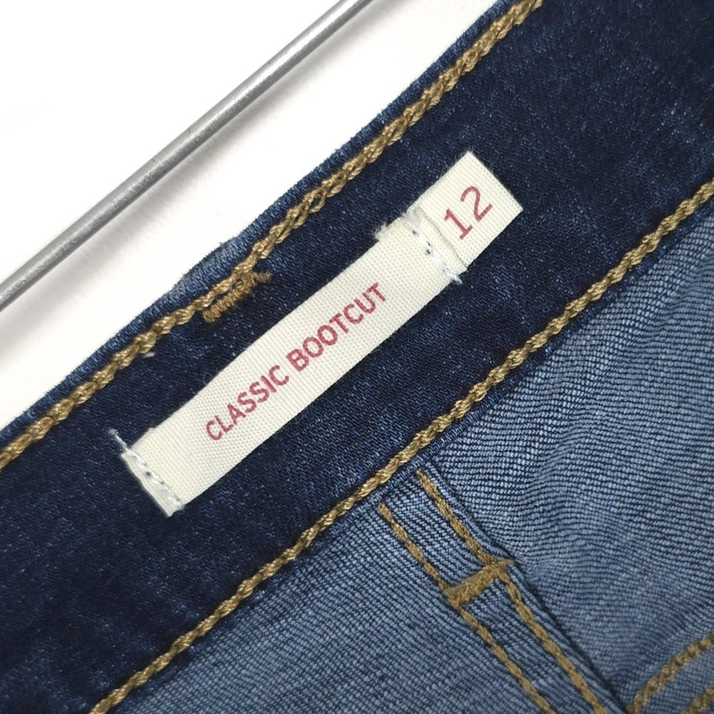 LEVI'S Women's 12 Jeans Classic Bootcut Stretch Flare Dark Wash A1660-0004 - Picture 2 of 14